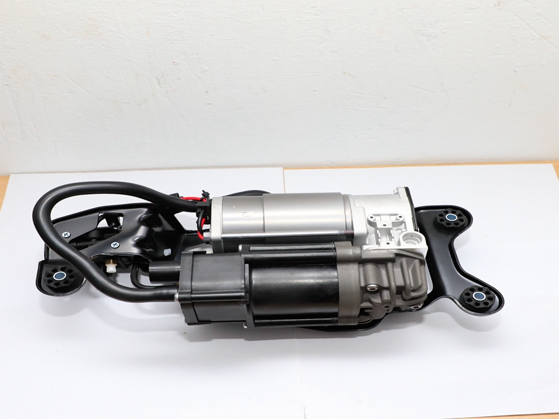 Air Pump Assembly for 2014-2018 BMW X5 (F15 Chassis)